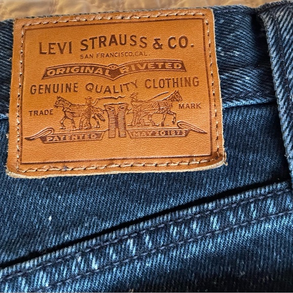 Levi’s wedge Jean. Size 24/inseam 27 excellent condition - Picture 4 of 5